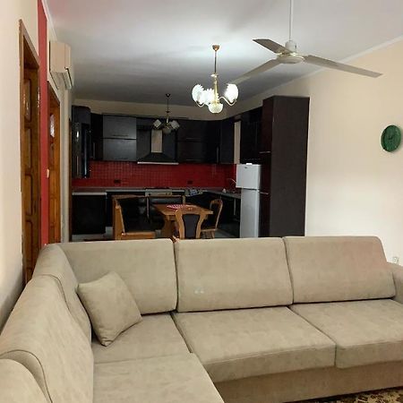 Shtepi Me Qera Fier Villa Buitenkant foto