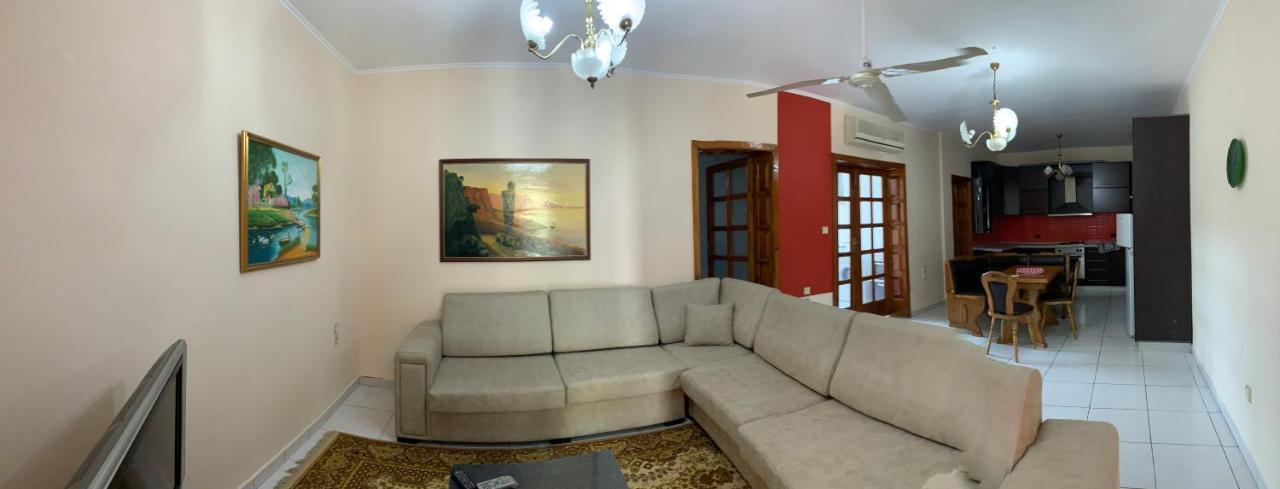 Shtepi Me Qera Fier Villa Buitenkant foto